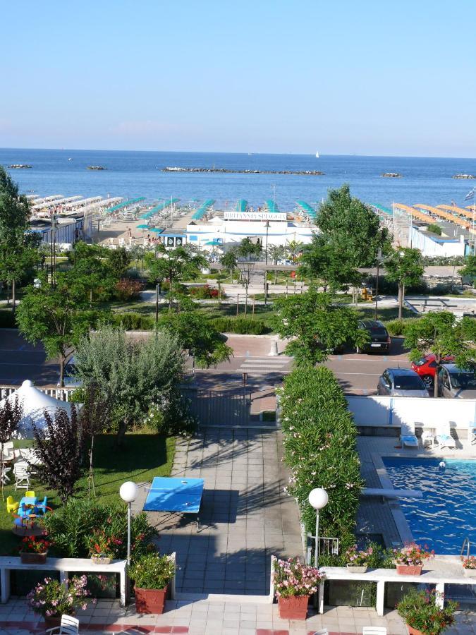 Hotel Britannia Cesenatico Zewnętrze zdjęcie