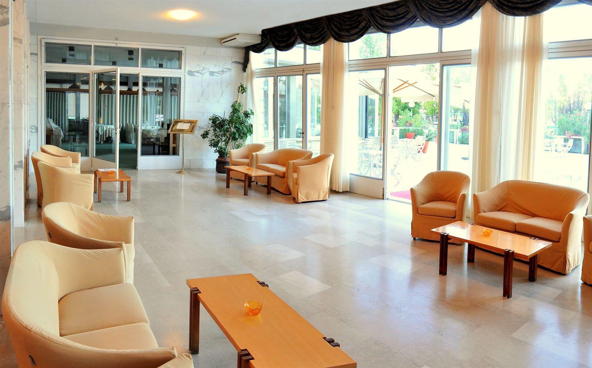 Hotel Britannia Cesenatico Zewnętrze zdjęcie