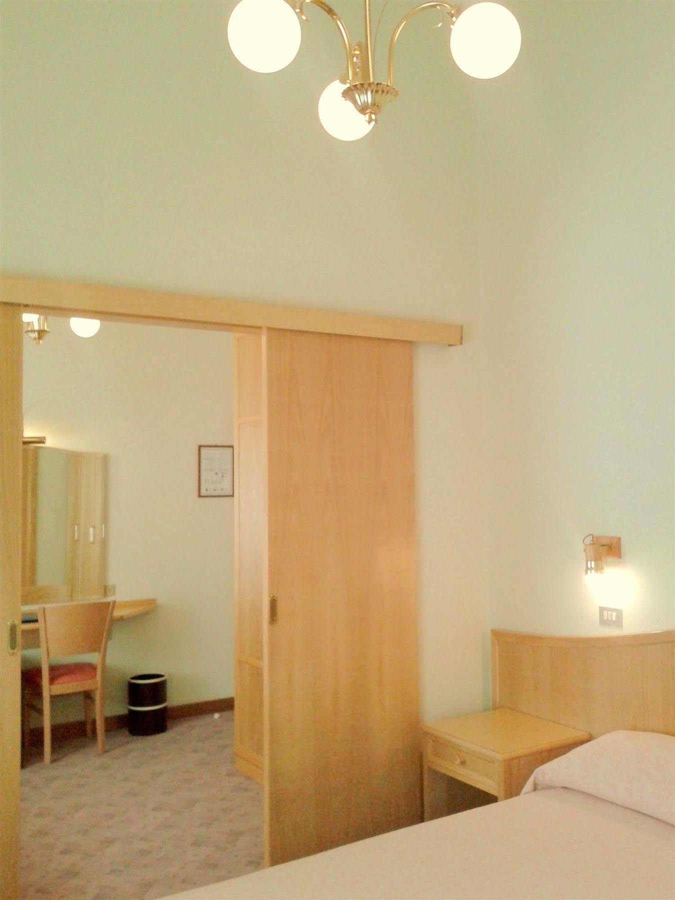 Hotel Britannia Cesenatico Zewnętrze zdjęcie
