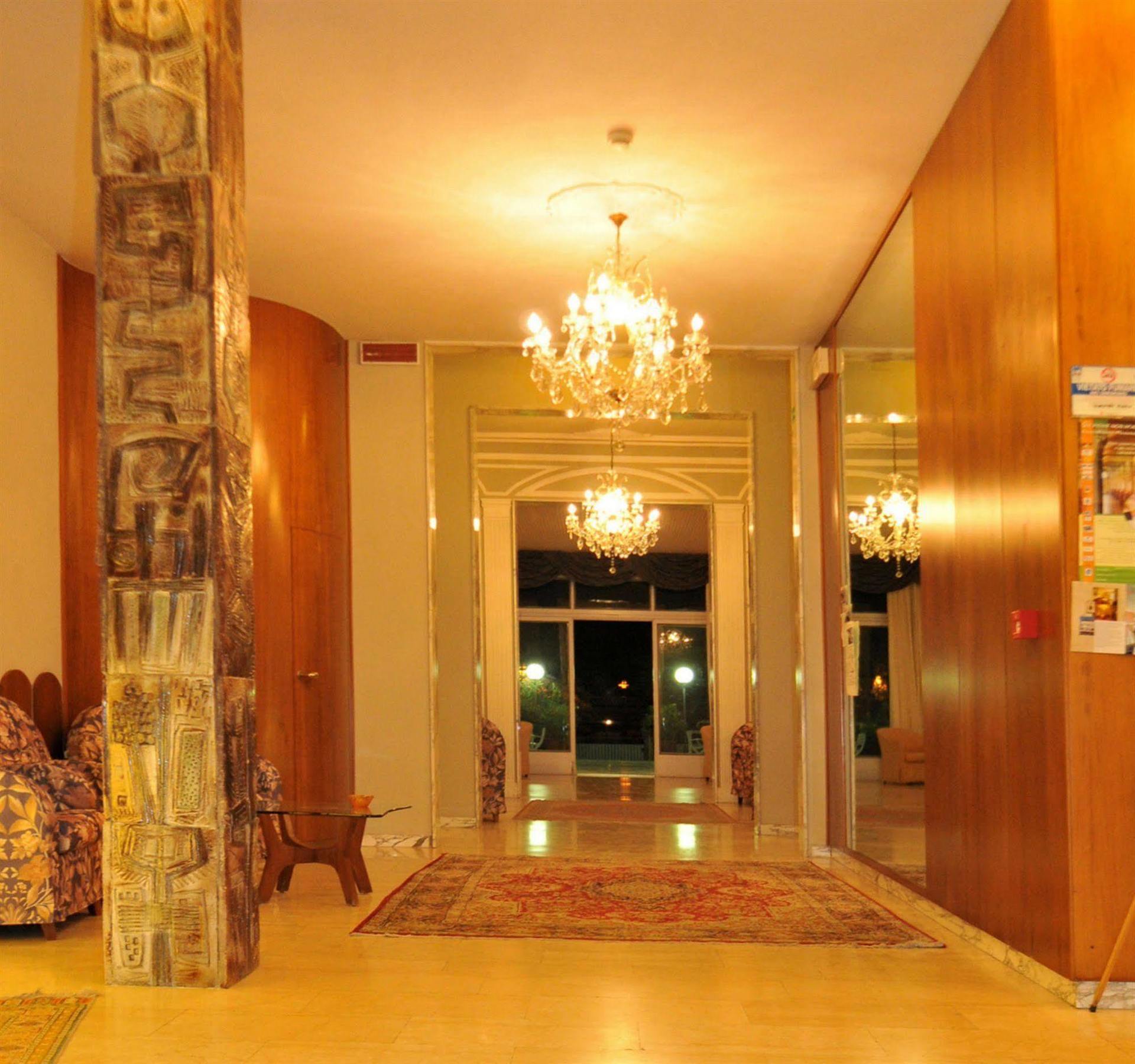 Hotel Britannia Cesenatico Zewnętrze zdjęcie