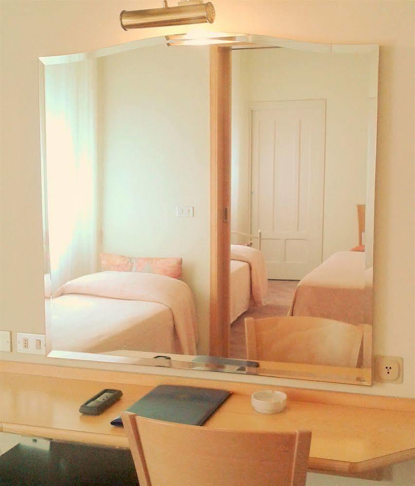 Hotel Britannia Cesenatico Zewnętrze zdjęcie