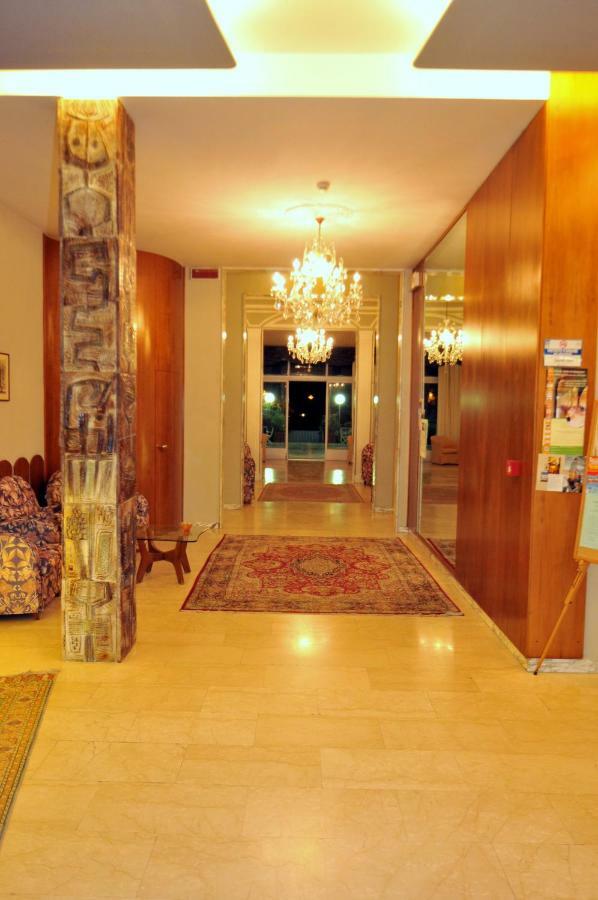 Hotel Britannia Cesenatico Zewnętrze zdjęcie
