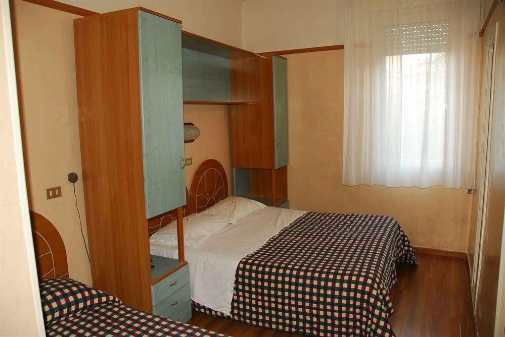 Hotel Britannia Cesenatico Zewnętrze zdjęcie